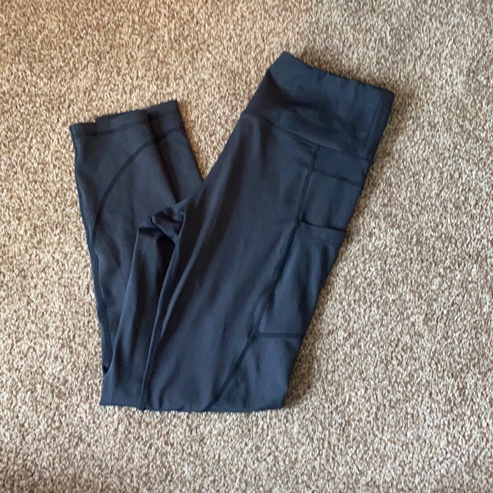 Zyia 7/8 length pocket leggings